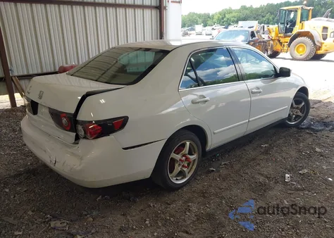 2005 Honda Accord 2.4 Lx from USA, damaged, VIN 1HGCM56415A006739